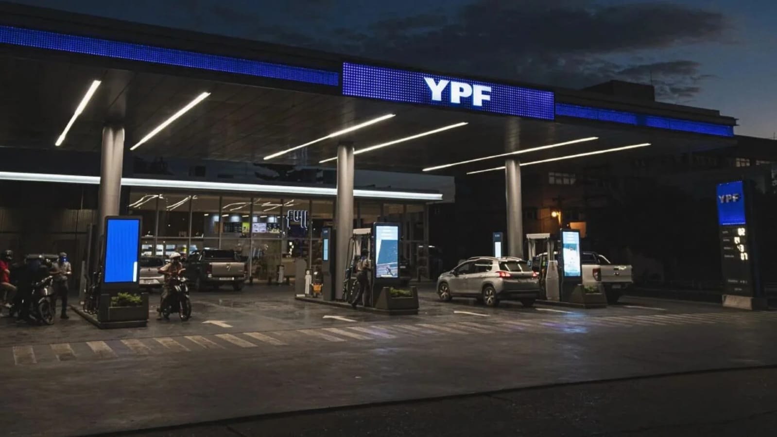 COMBUSTIBLES: YPF APLIC&Oacute; NUEVOS AUMENTOS Y CRECE LA PREOCUPACI&Oacute;N POR M&Aacute;S SUBAS EN TODO EL PA&Iacute;S